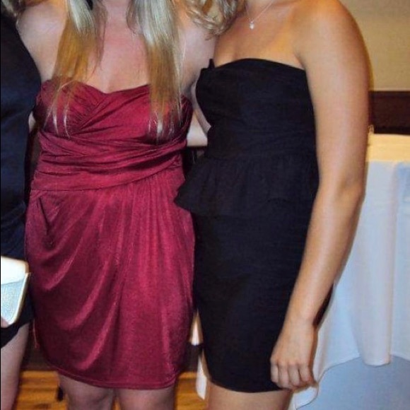 Little black dress - strapless with cute peplum - Picture 3 of 3